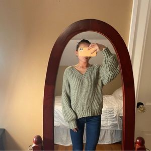 American Eagle green sweater in extra small